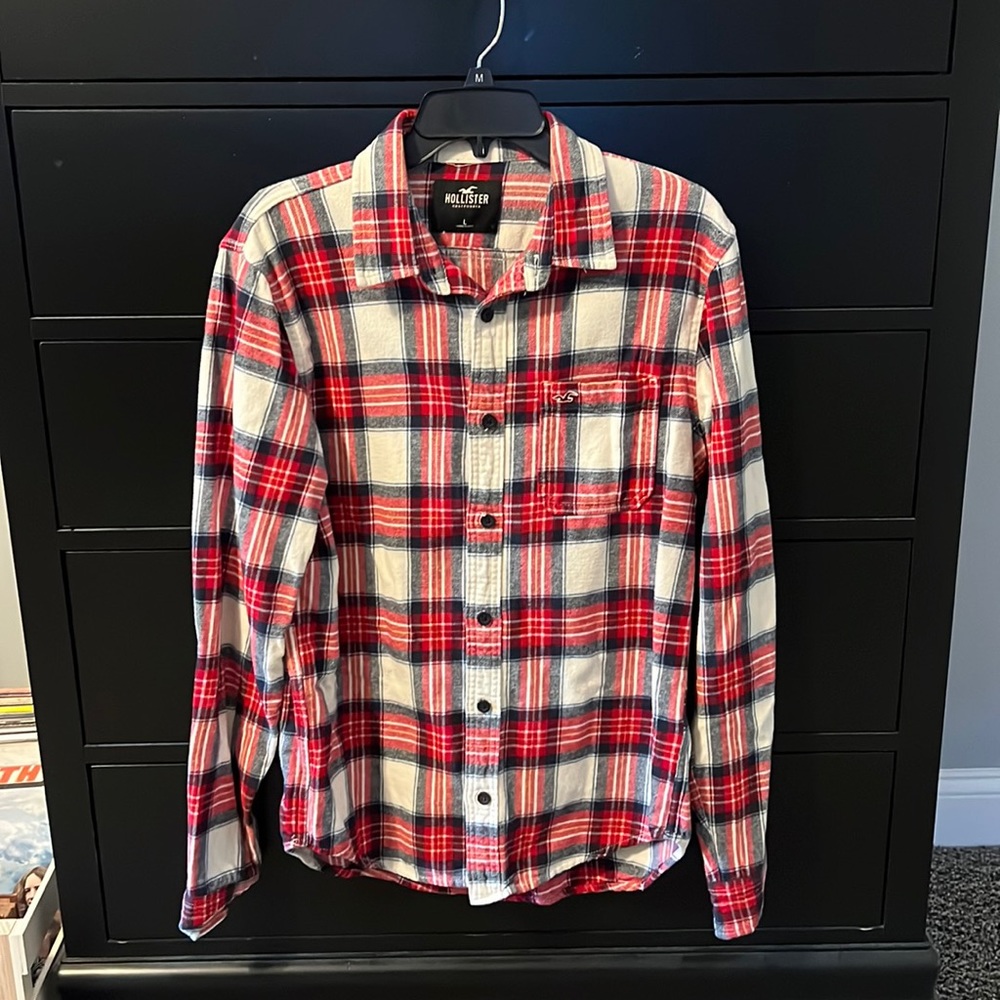 Men’s Hollister Flannel Size Large Red and white plaid